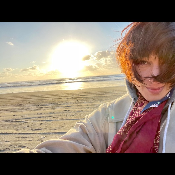 Meet your Posher, Rena - Picture 1 of 1